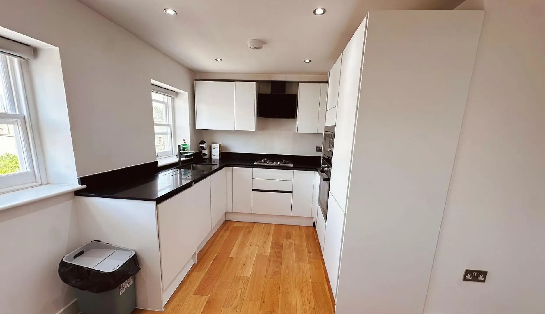 3 Bed 2 Bath Apartment Near Greenwich Park 6 Guests Maximum London
