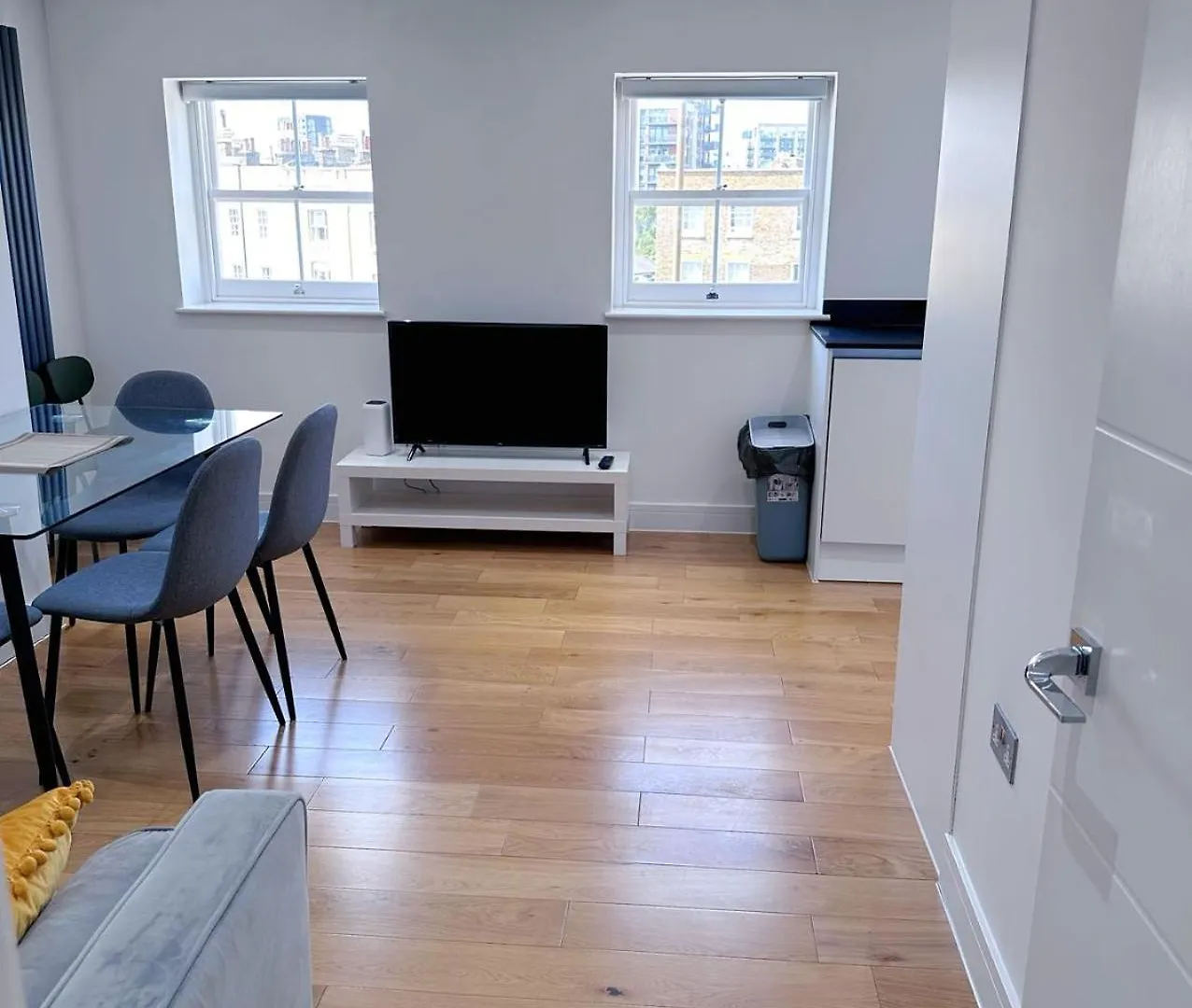 3 Bed 2 Bath Apartment Near Greenwich Park 6 Guests Maximum London