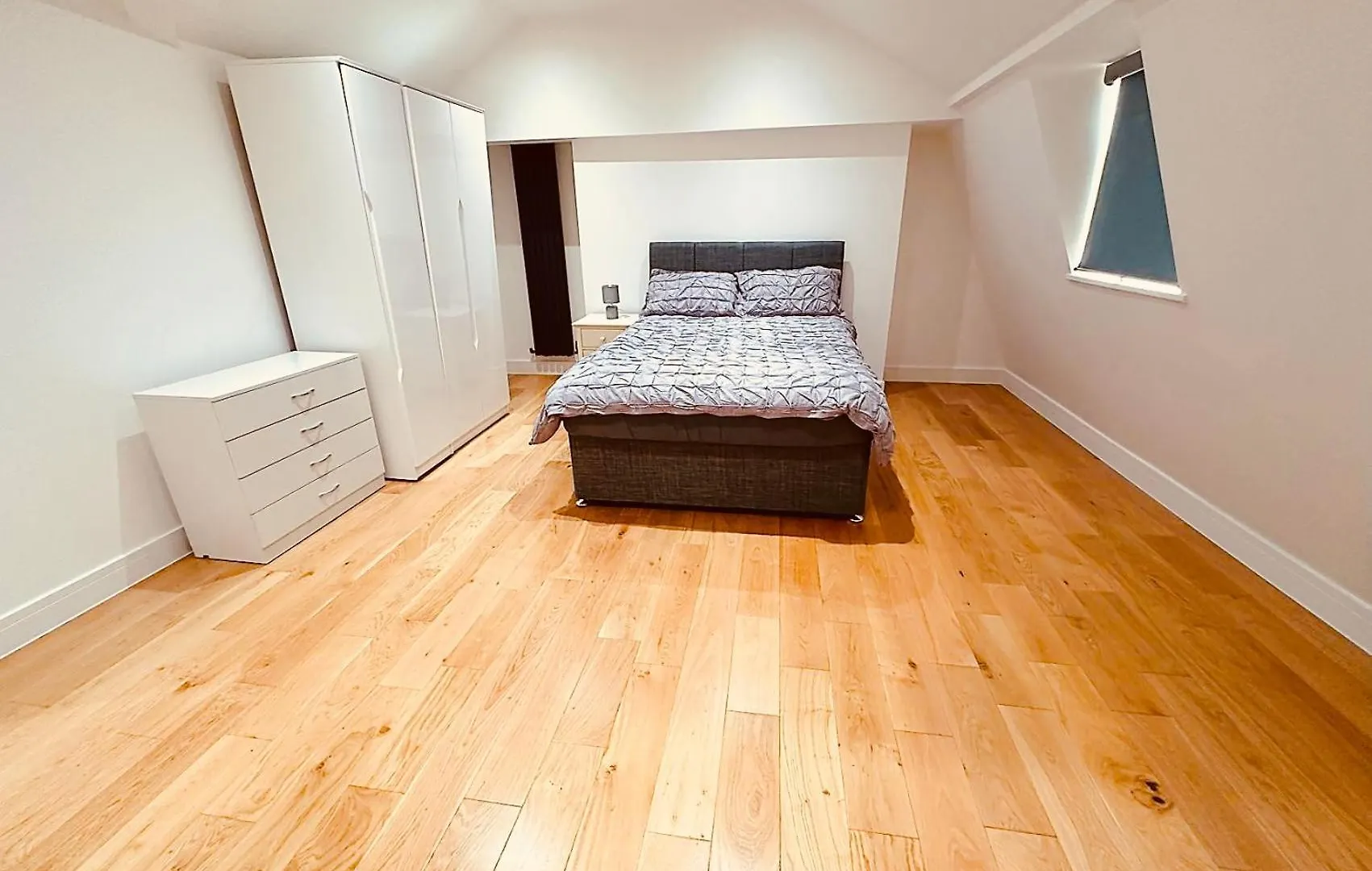 3 Bed 2 Bath Apartment Near Greenwich Park 6 Guests Maximum London 0*,  Großbritannien