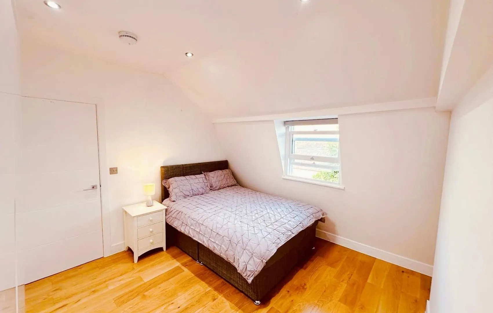 3 Bed 2 Bath Apartment Near Greenwich Park 6 Guests Maximum London Großbritannien